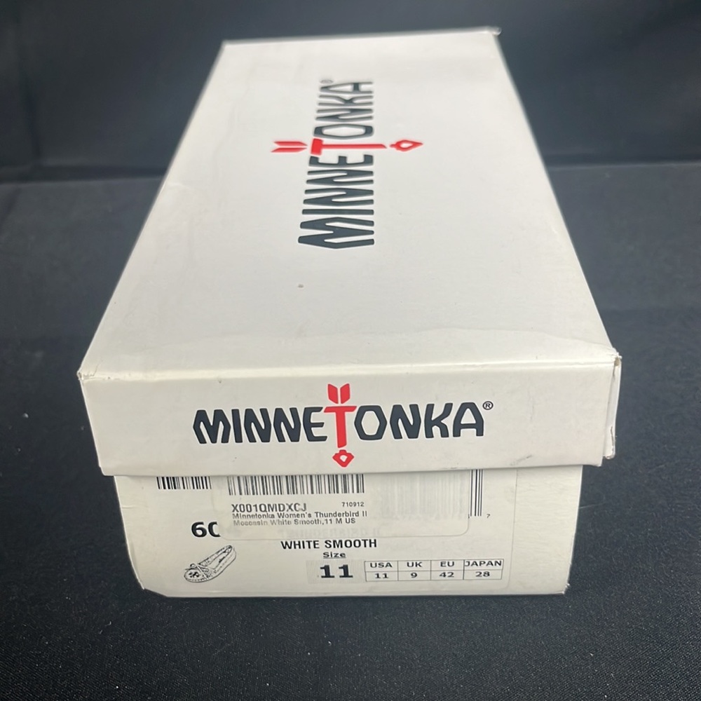 Minnetonka White Beaded Thunderbird Moccasins - Picture 9 of 9